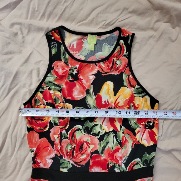 Xs - Tristan - Bodycon sleveless floral dress - Picture 6 of 11